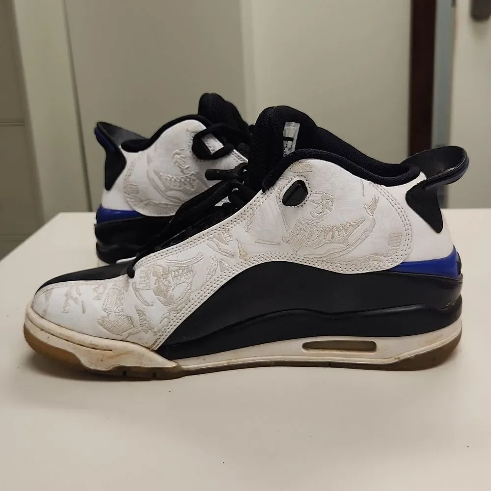 Nike this pair
